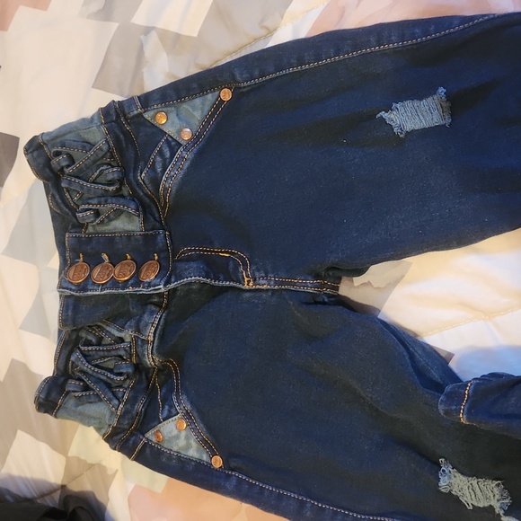 Magic Colombian Jean - Picture 3 of 5